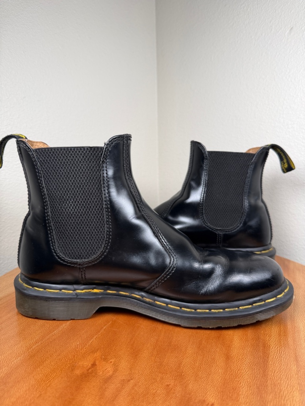 Dr. Doc Martens 2976 Chelsea Boot Black Smooth Leather Men’s 8/Ladies 9 - Picture 2 of 16